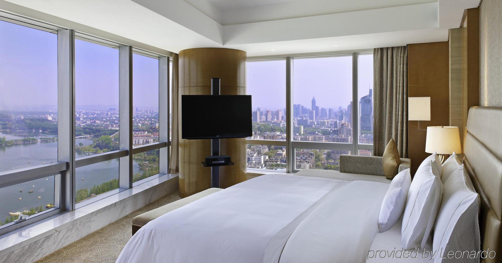The Westin Nanjing Xuanwu Lake Exterior foto